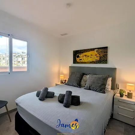 Апартаменты Tropical 3br Oasis With Pool Eb17