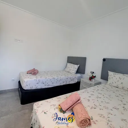 Tropical 3br Oasis With Pool Eb17 Lejlighed *